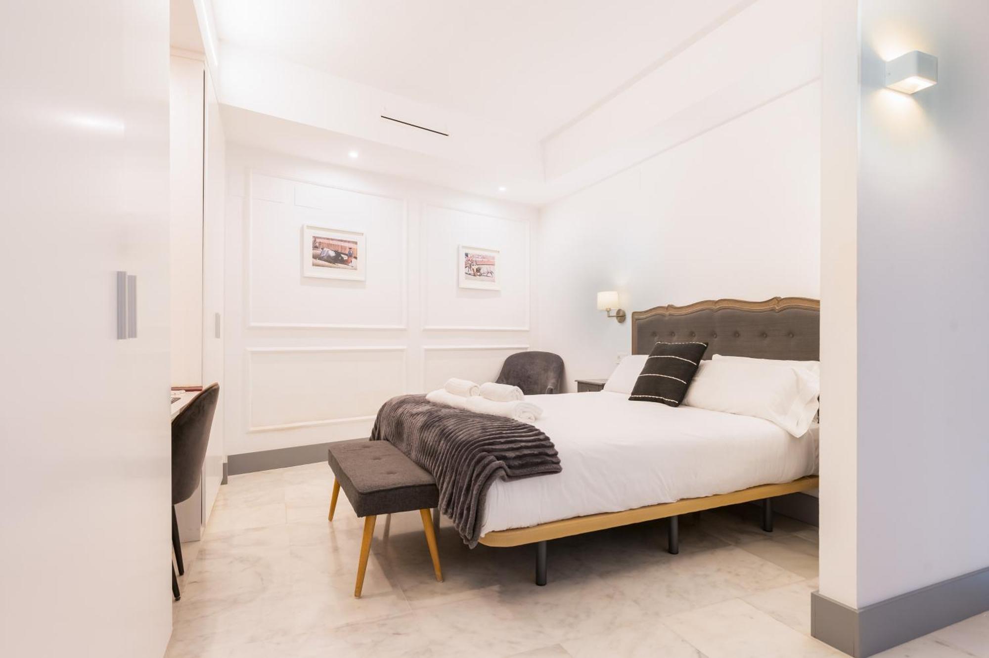 Panther Home Francos Sevilla Exteriér fotografie
